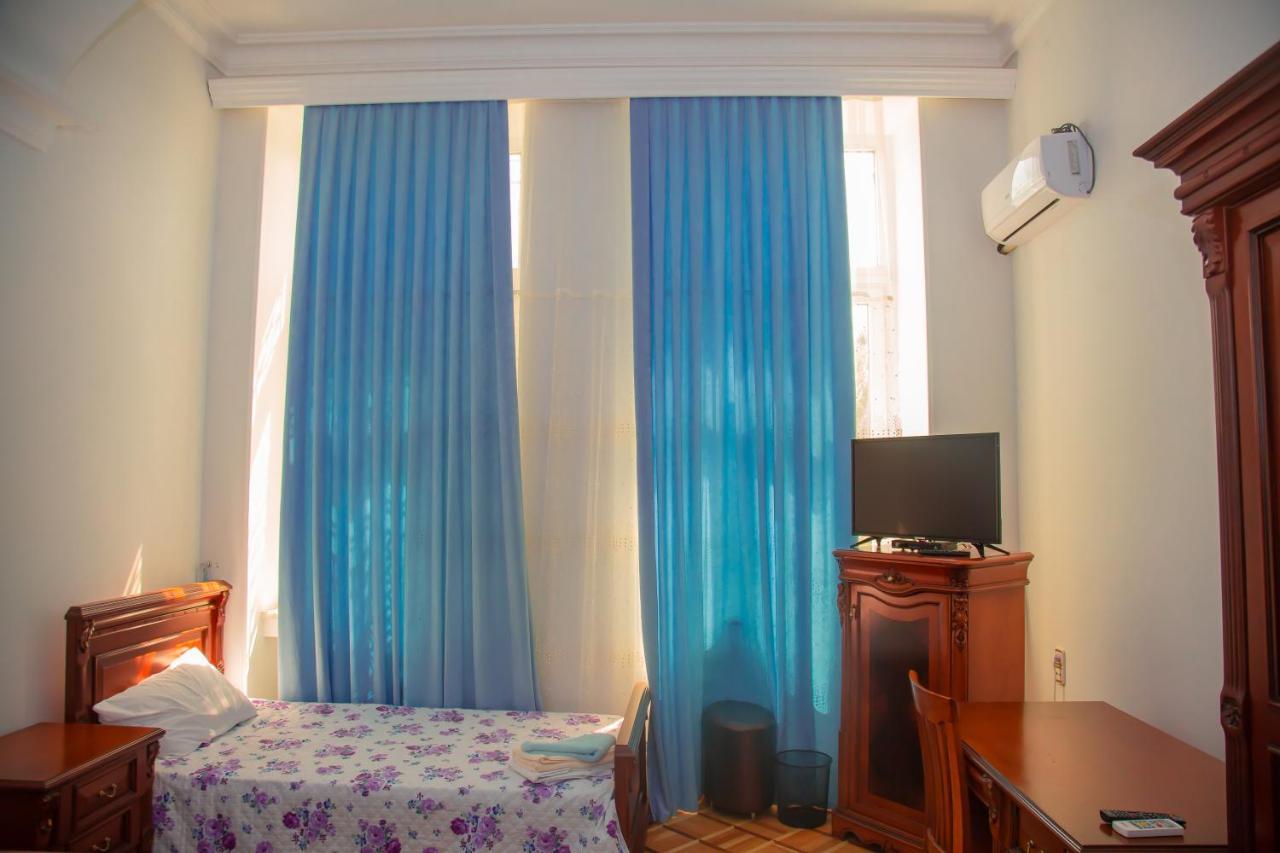 Land Of Fire Hostel บากู ภายนอก รูปภาพ