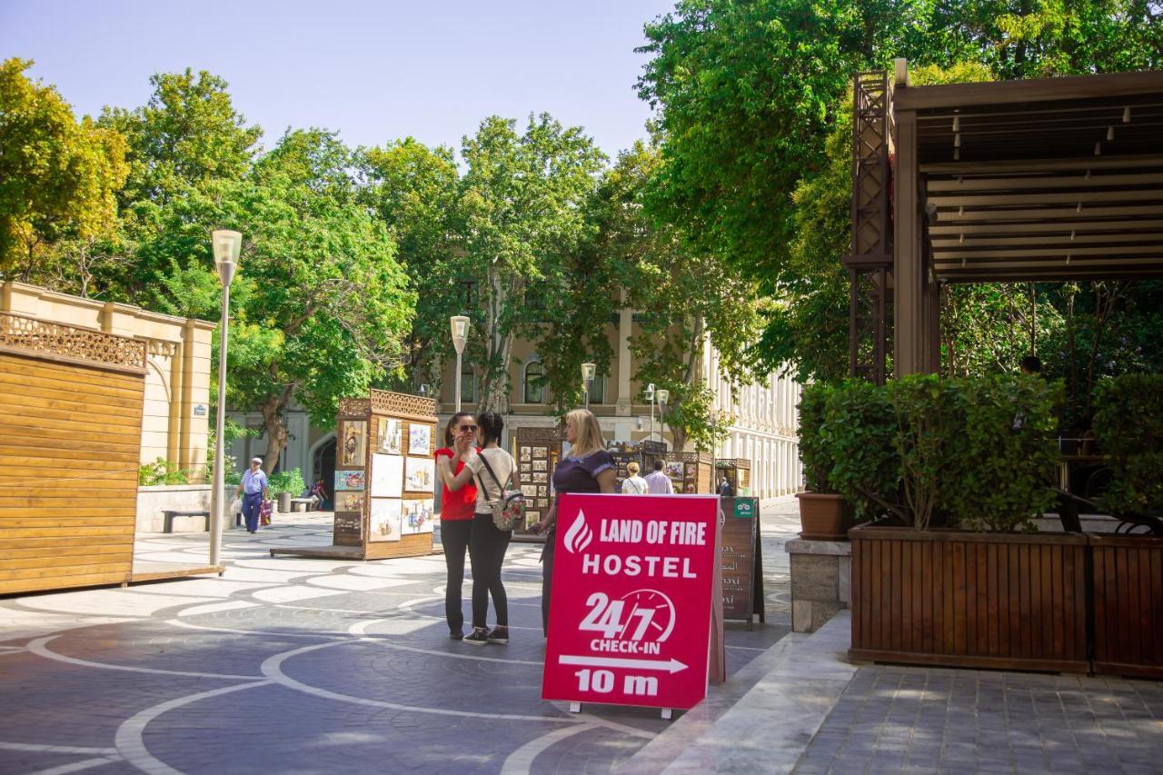 Land Of Fire Hostel บากู ภายนอก รูปภาพ